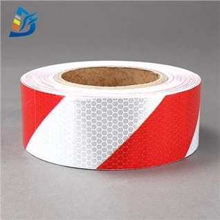 Tape li Jirrifletti bil-lejl